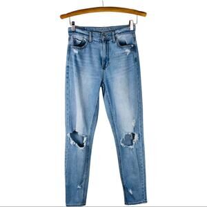 AEO blue light wash high waisted distressed ankle Mom Jeans 0